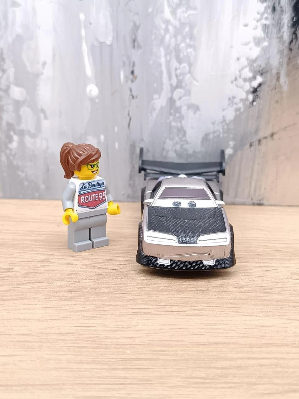 Voiture Cars Boost - Jouet neuf (CES10) – photo 4